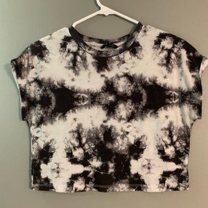 White & black crop top